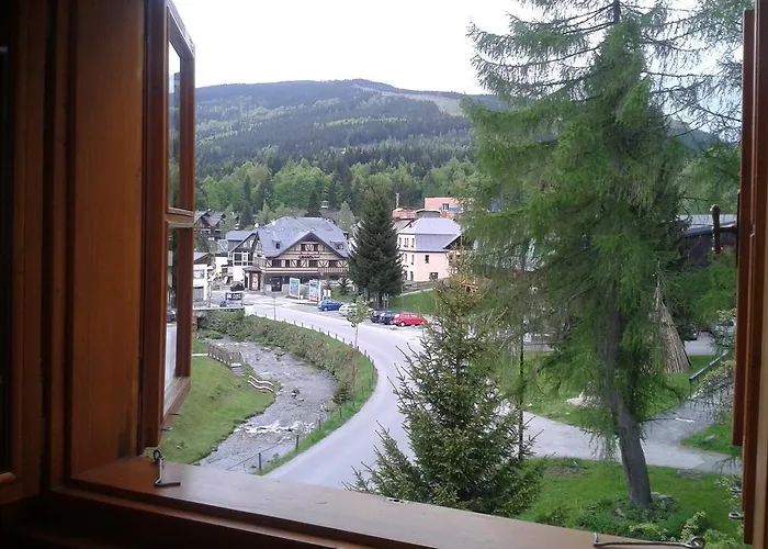 Bystrenka بيت ضيافة Špindlerŭv Mlýn